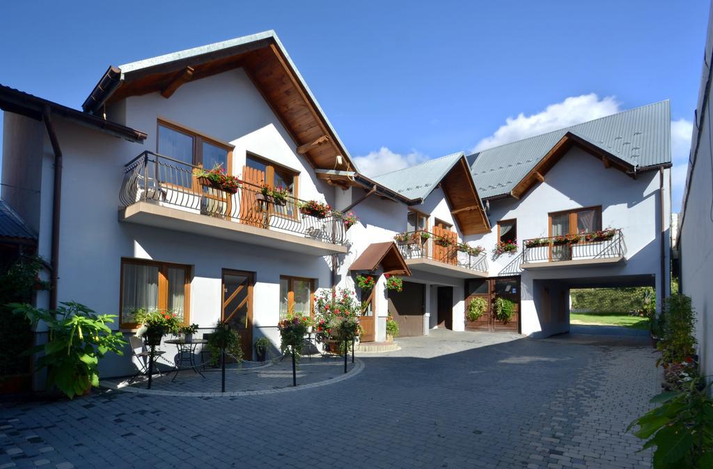 Pokoje Do Wynajecia U Lusi Kroscienko nad Dunajcem Exterior photo